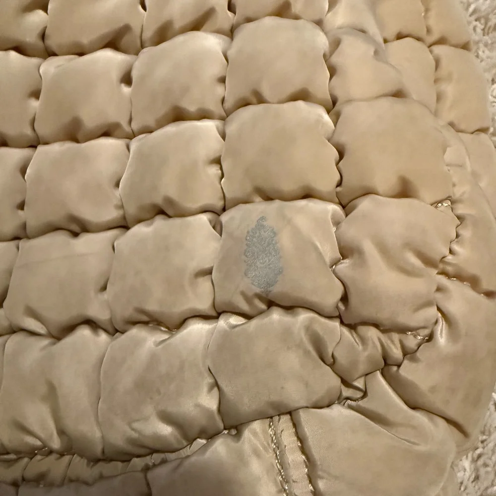 Free People Movement Cream Quilted Women's Bag - Picture 2 of 8